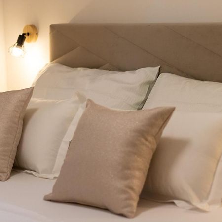 Lily Split Center Apartment Екстериор снимка