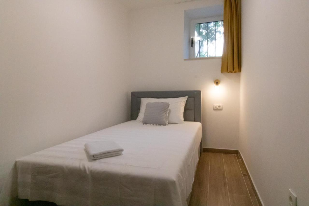 Lily Split Center Apartment Екстериор снимка
