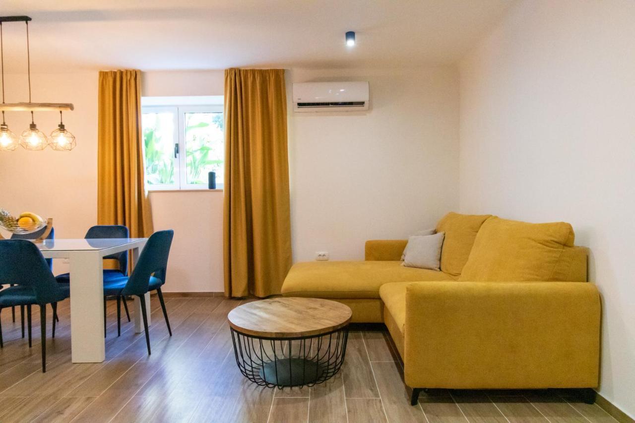 Lily Split Center Apartment Екстериор снимка
